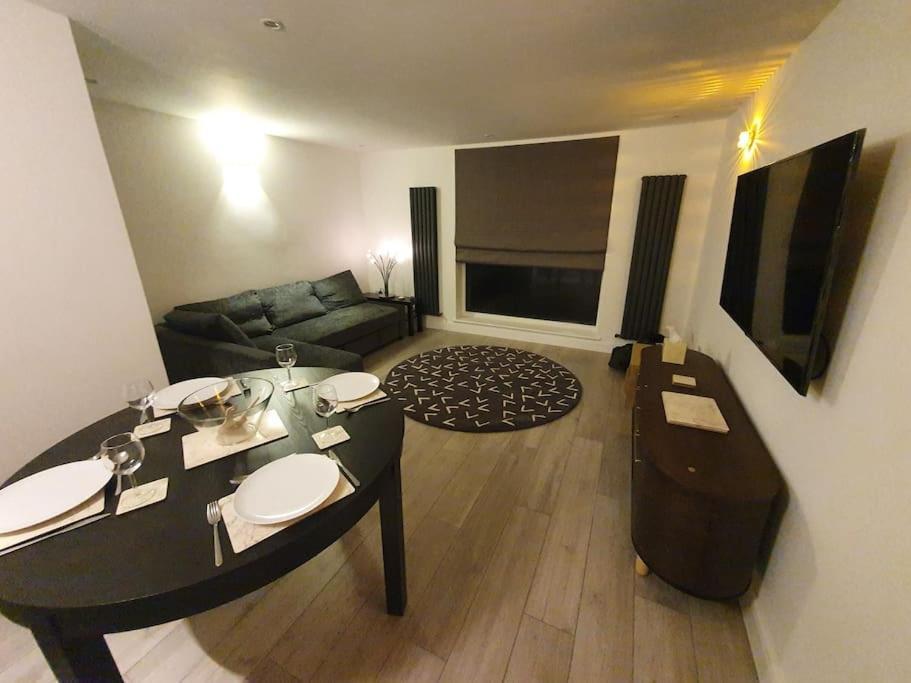 Luton Town Centre Executive Apartment Esterno foto
